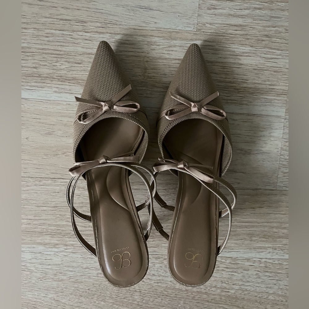 Pointed Toe Bow Slingback Heels in Taupe